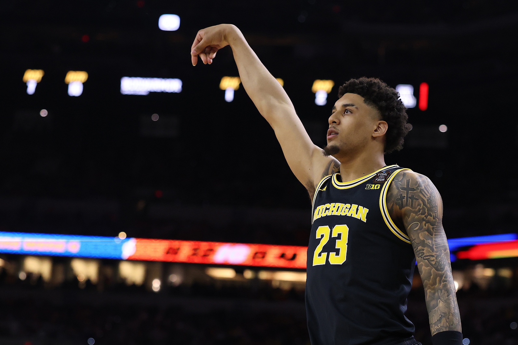 开云体育-带伤作战助队夺冠！热门秀伦德博格13中4&amp;罚球5中5 拿到13分